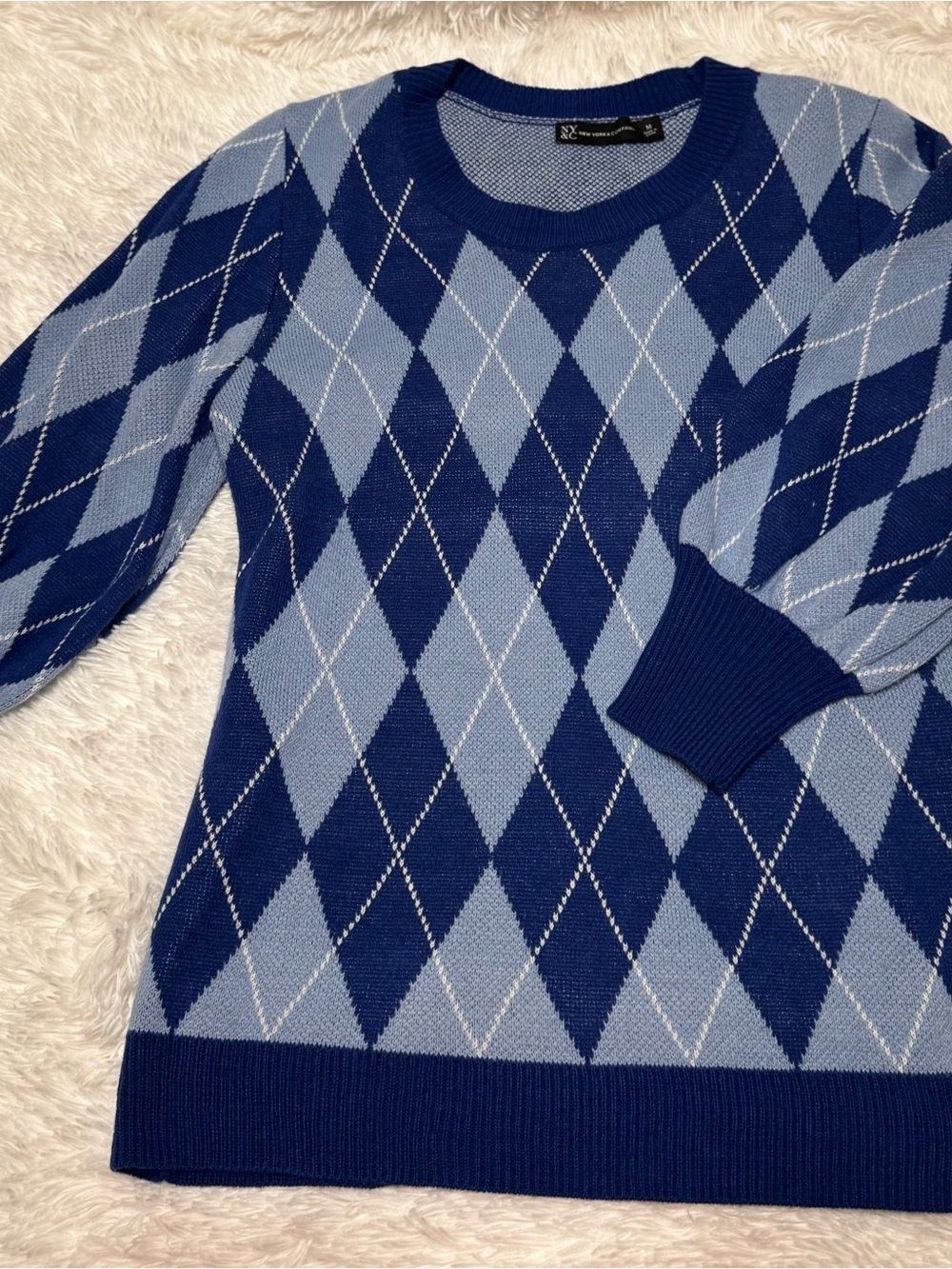 New York and Company Blue Argyle Classic Crewneck Sweater - Picture 6 of 8